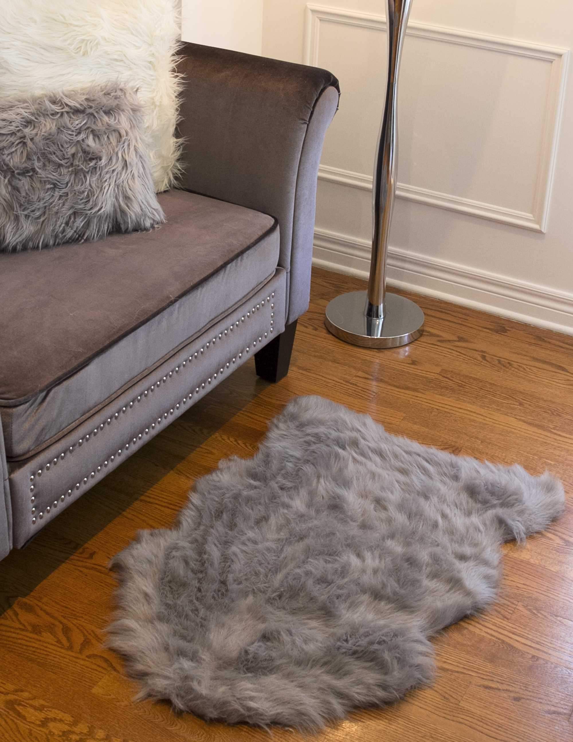 2' X 3' Grey Animal Print Area Rug - Image 3