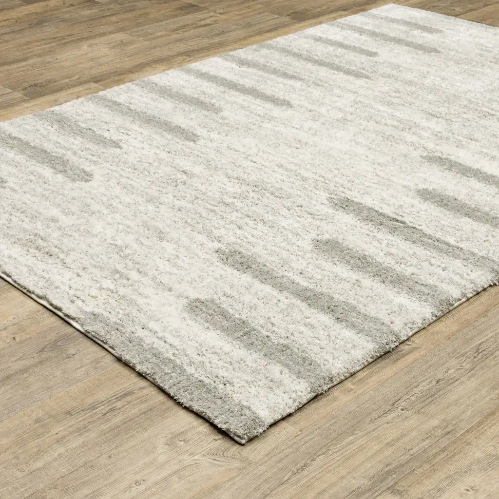 2' X 3' Ivory And Grey Geometric Shag Power Loom Stain Resistant Area Rug - Image 3