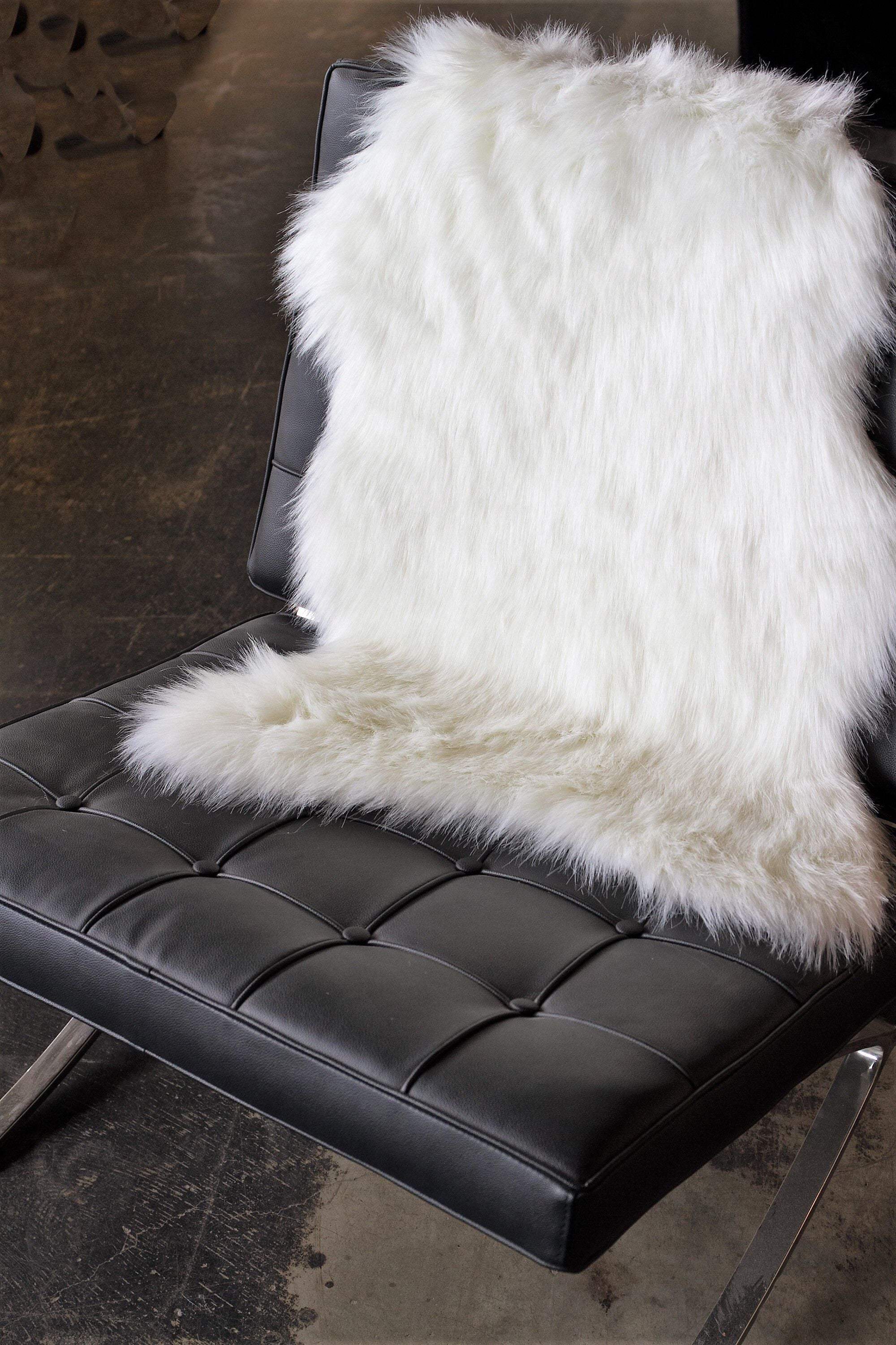 2' X 3' Off White Faux Sheepskin Shag Area Rug - Image 8