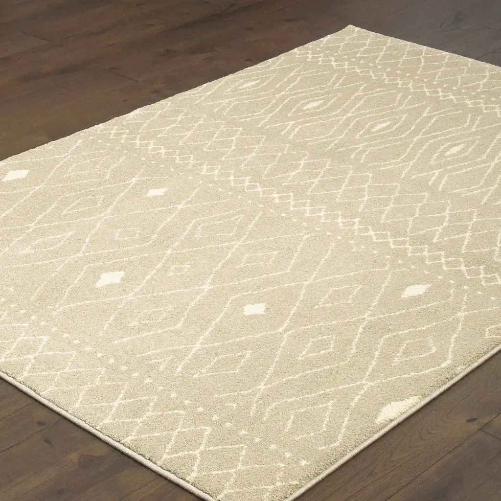 2' X 3' Sand And Ivory Geometric Power Loom Stain Resistant Area Rug - Image 3
