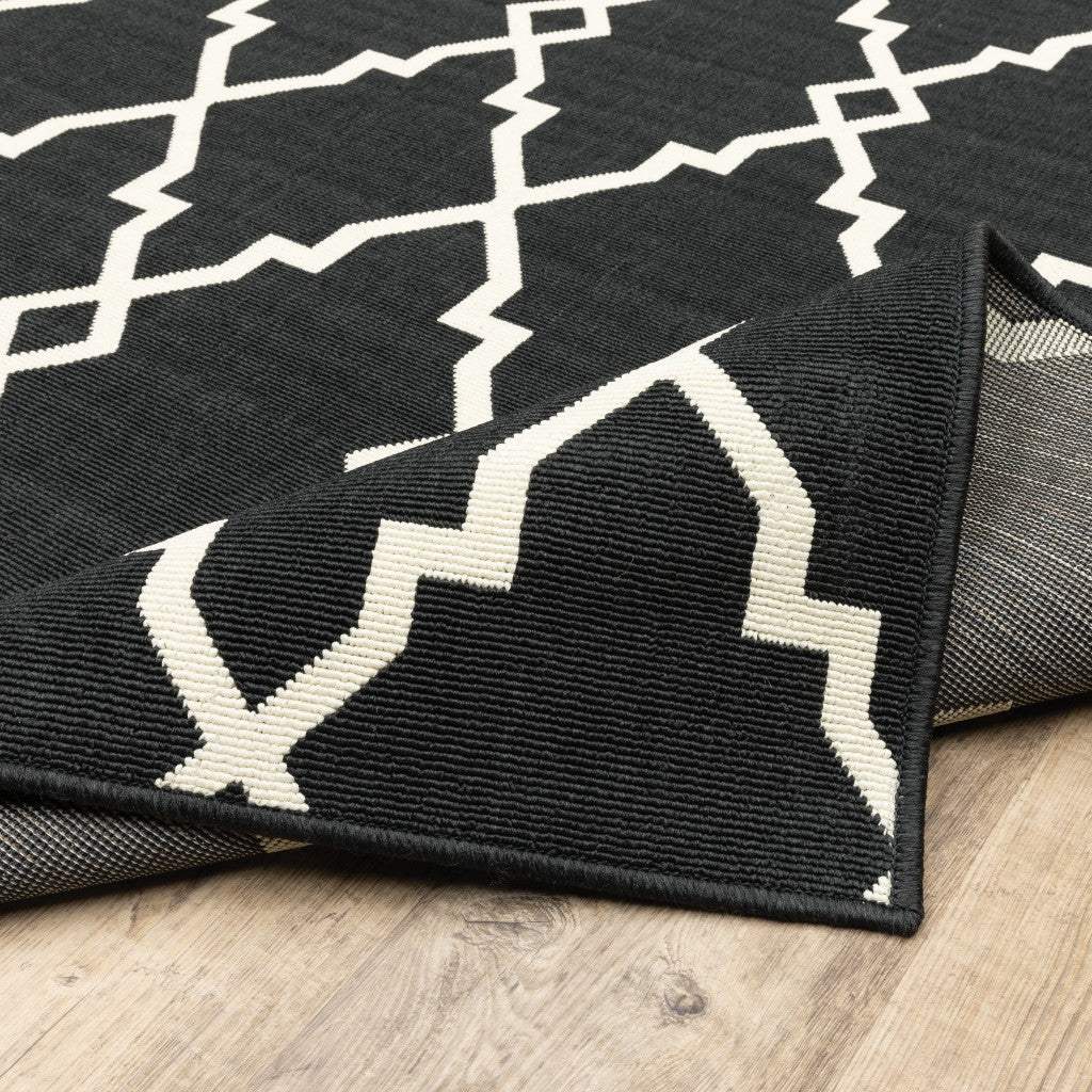 2' X 4' Black and Ivory Indoor Outdoor Area Rug - Image 8