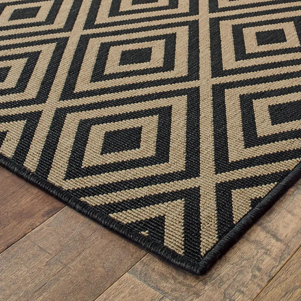 2' X 4' Black and Tan Geometric Stain Resistant Indoor Outdoor Area Rug - Image 4