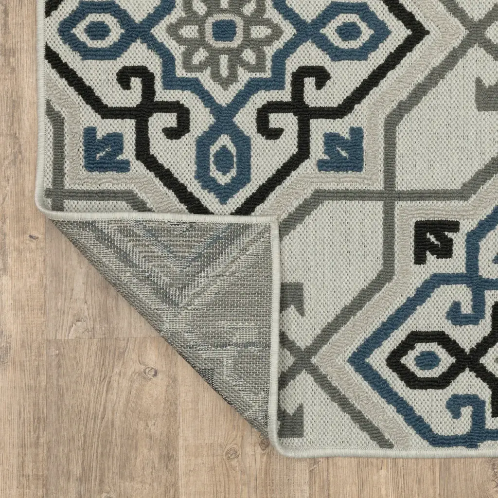 2' X 4' Blue and Beige Oriental Stain Resistant Indoor Outdoor Area Rug - Image 5