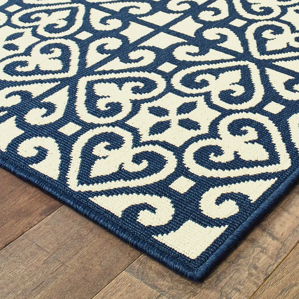 2' X 4' Ivory and Blue Geometric Stain Resistant Indoor Outdoor Area Rug - Image 3