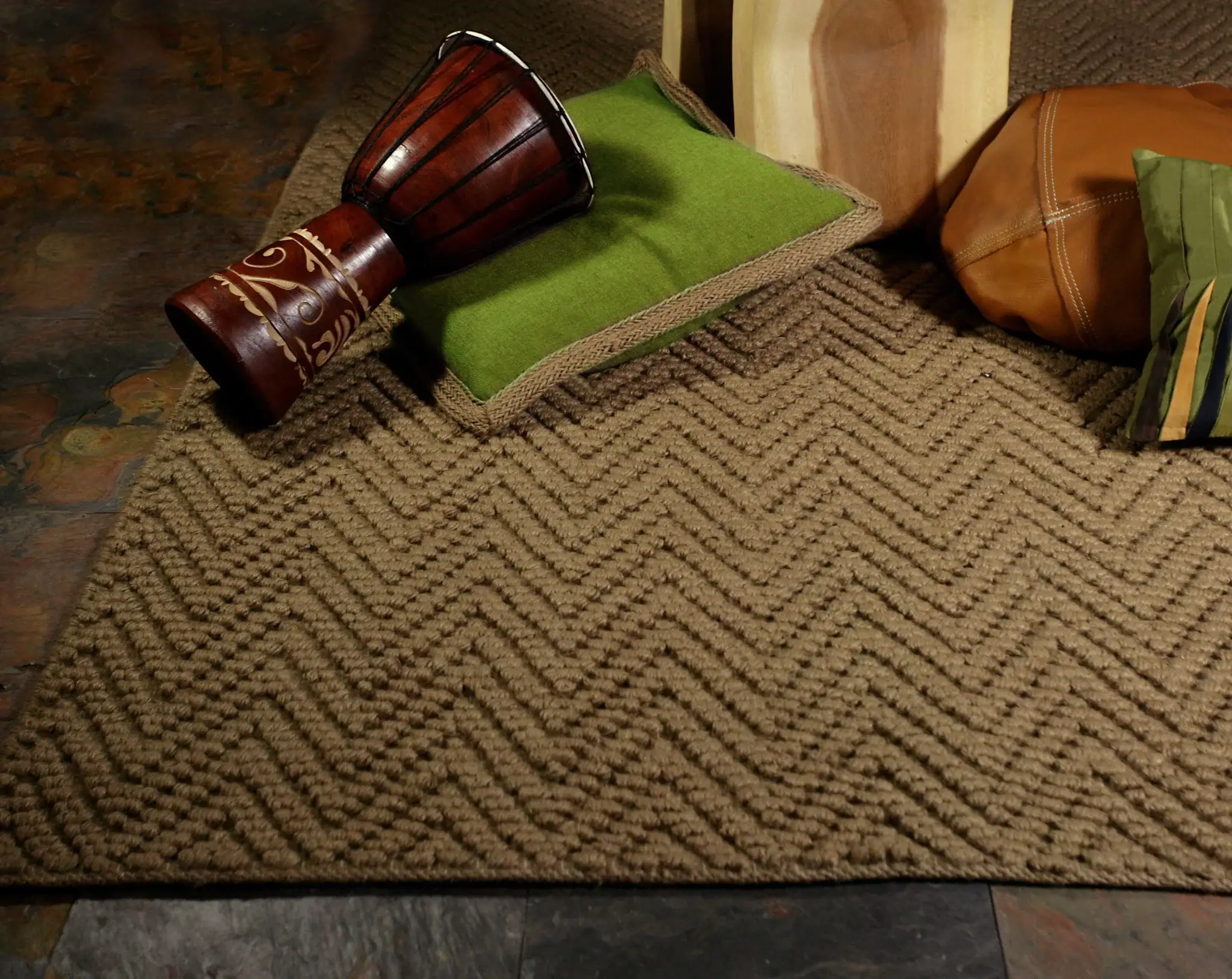 2' X 4' Natural Chevron Hand Woven Area Rug - Image 5