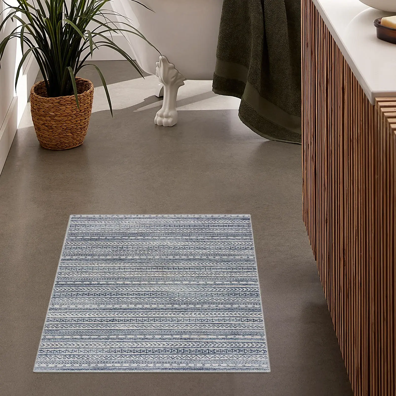 2' X 4' Navy Blue Decorative Stripes Area Rug - Image 6