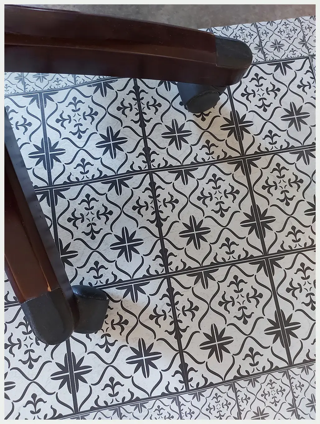 2' X 5' Dark Gray And White Tile Printed Vinyl Area Rug with UV Protection - Image 2