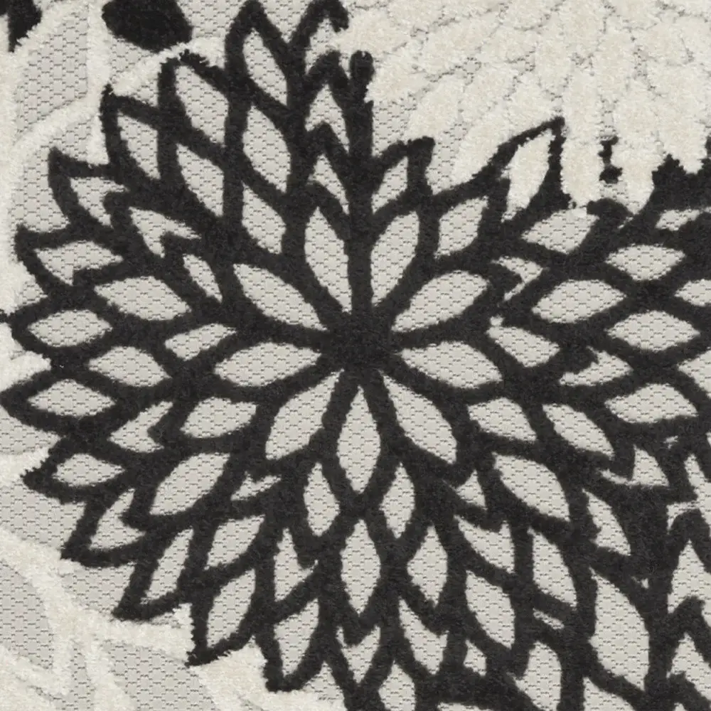 2' X 6' Black And White Floral Non Skid Indoor Outdoor Runner Rug - Image 7