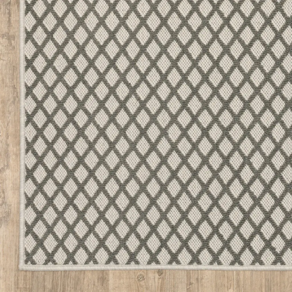 2' X 7' Beige Geometric Stain Resistant Indoor Outdoor Area Rug - Image 6