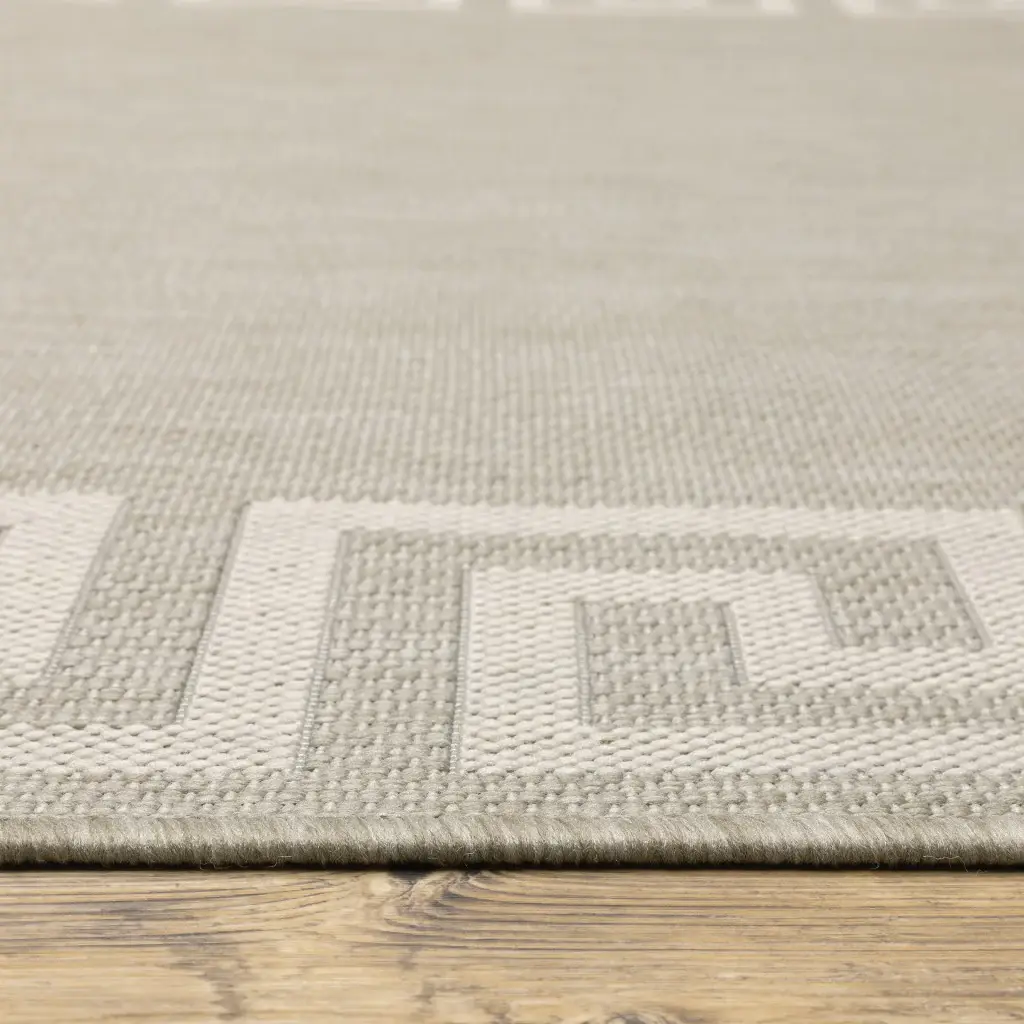 2' X 7' Gray and Ivory Stain Resistant Indoor Outdoor Area Rug - Image 5