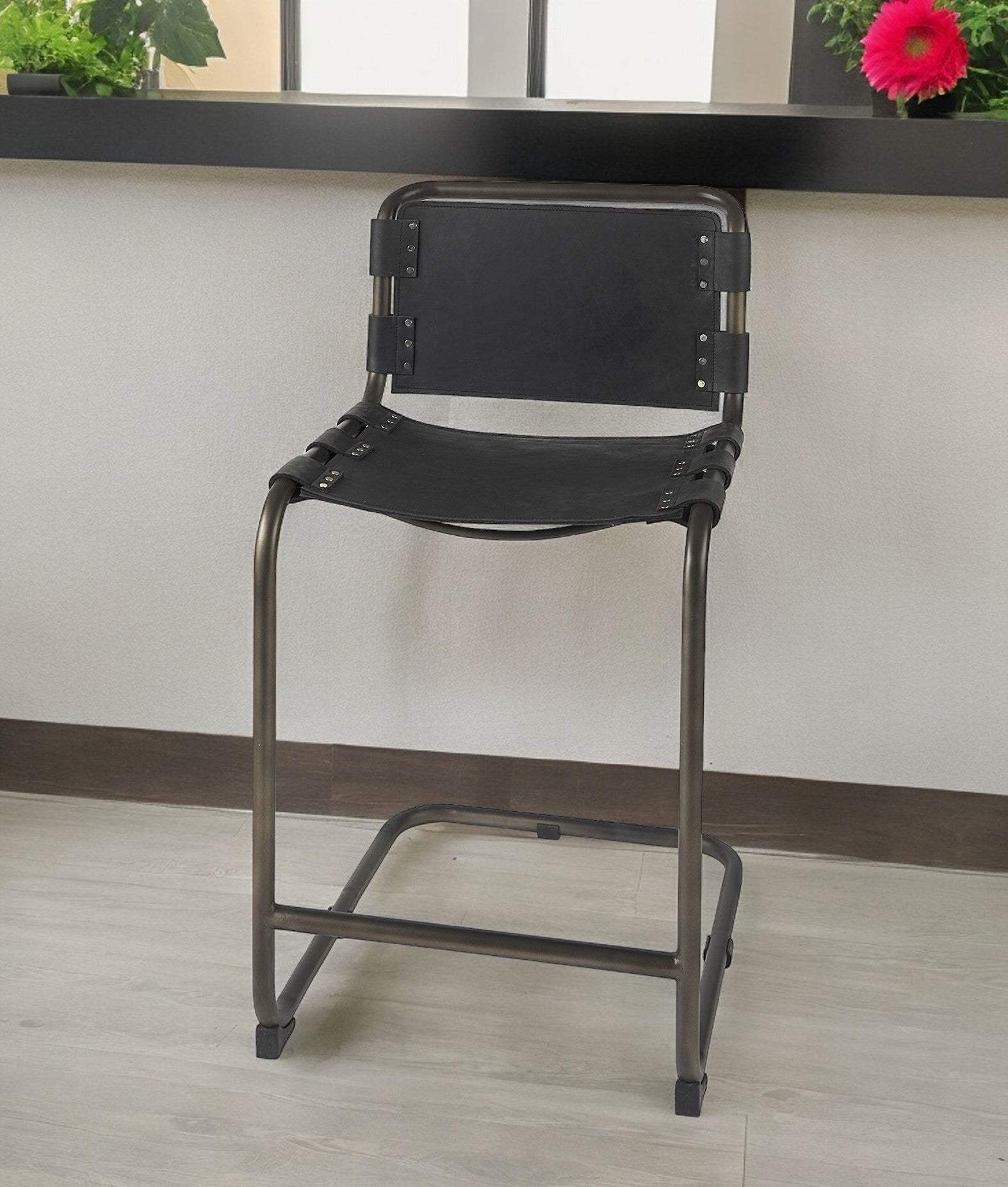 29" Black Leather And Iron Bar Chair - Image 2