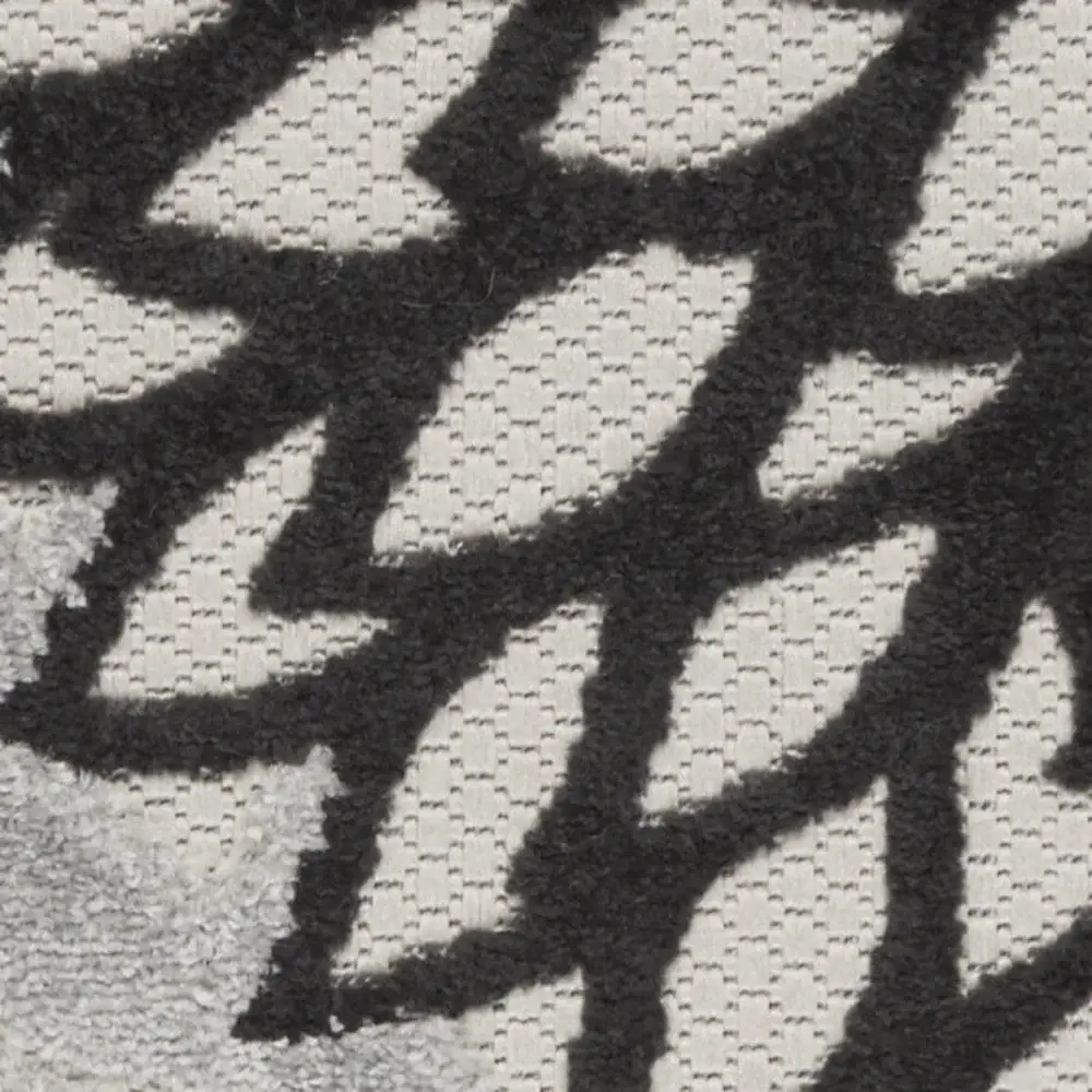 3' X 4' Black And White Floral Non Skid Indoor Outdoor Area Rug - Image 6