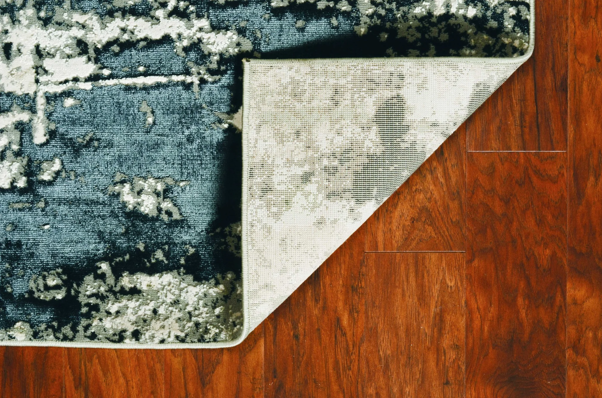 3' X 5' Black and Silver Abstract Area Rug - Image 7