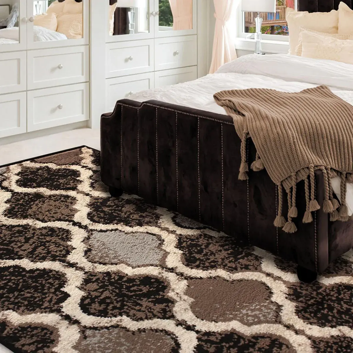 3' X 5' Chocolate Quatrefoil Power Loom Distressed Stain Resistant Area Rug - Image 7