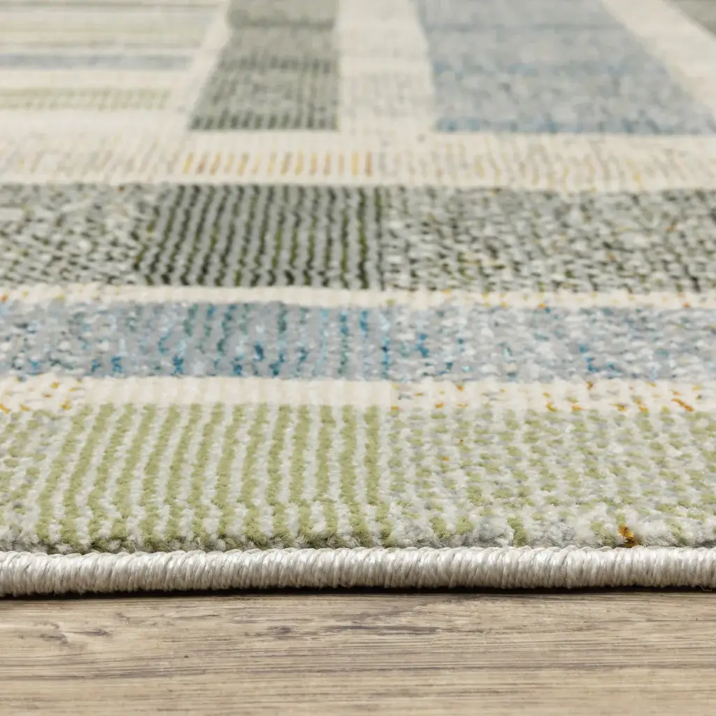 3' X 5' Gray and Ivory Geometric Power Loom Area Rug - Image 4