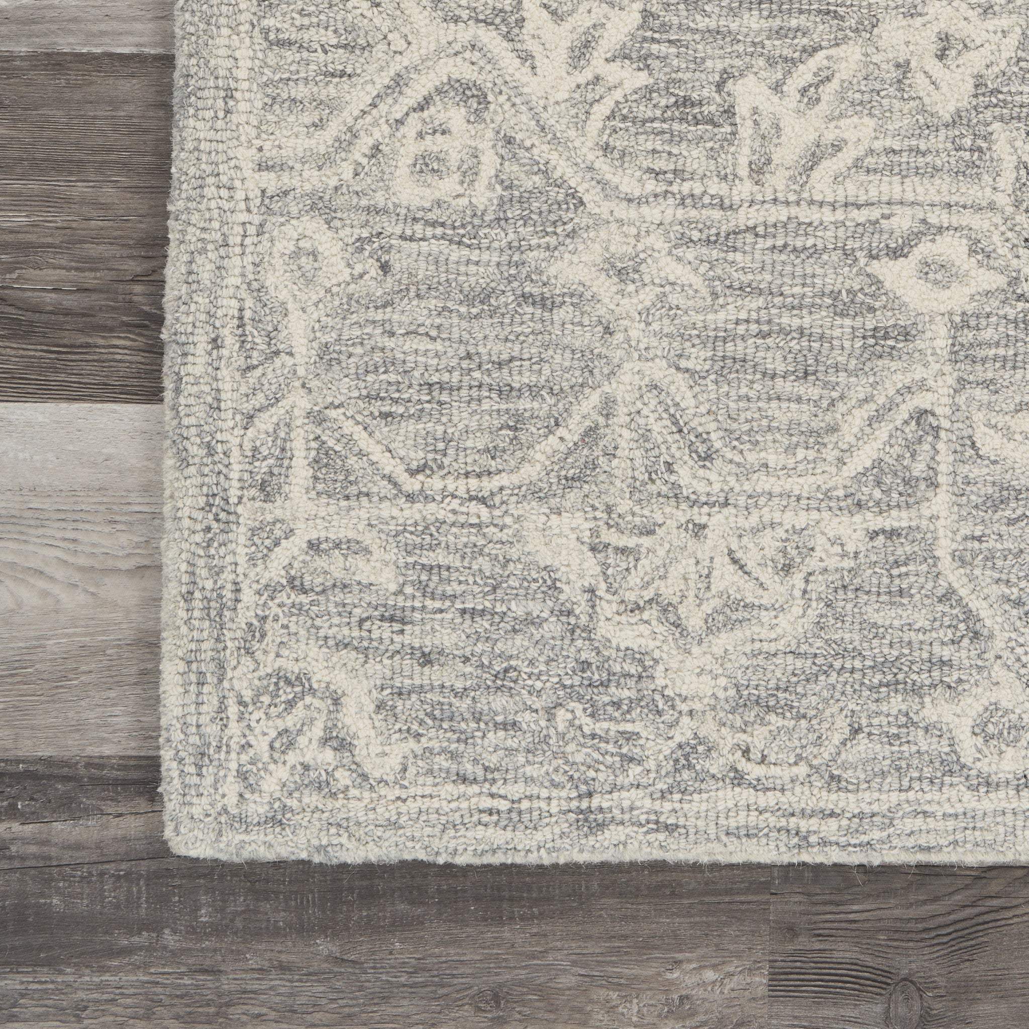 3' x 5' Gray Floral Finesse Area Rug
