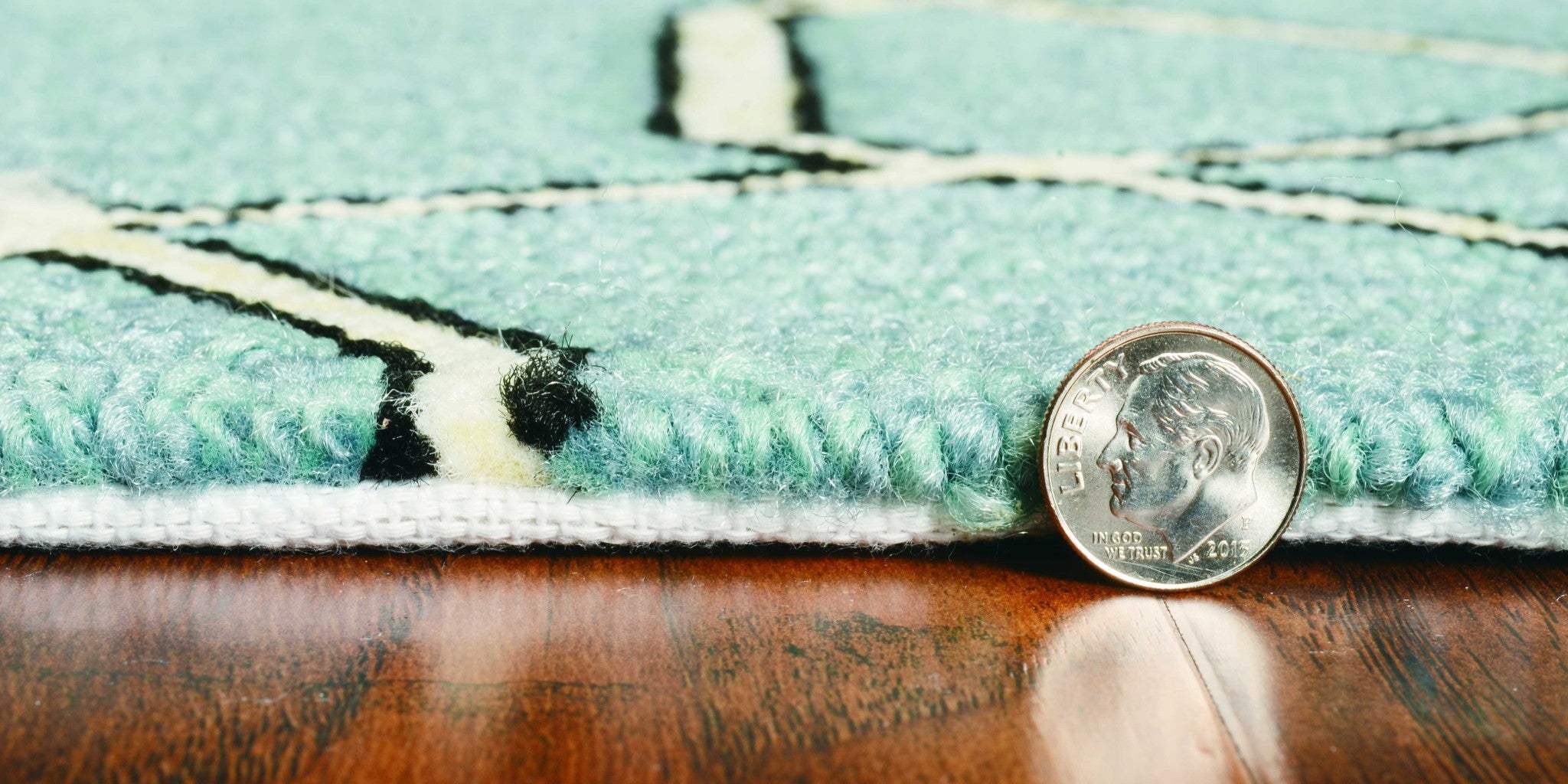 3' X 5' Green and Ivory Hand Hooked Area Rug - Image 5