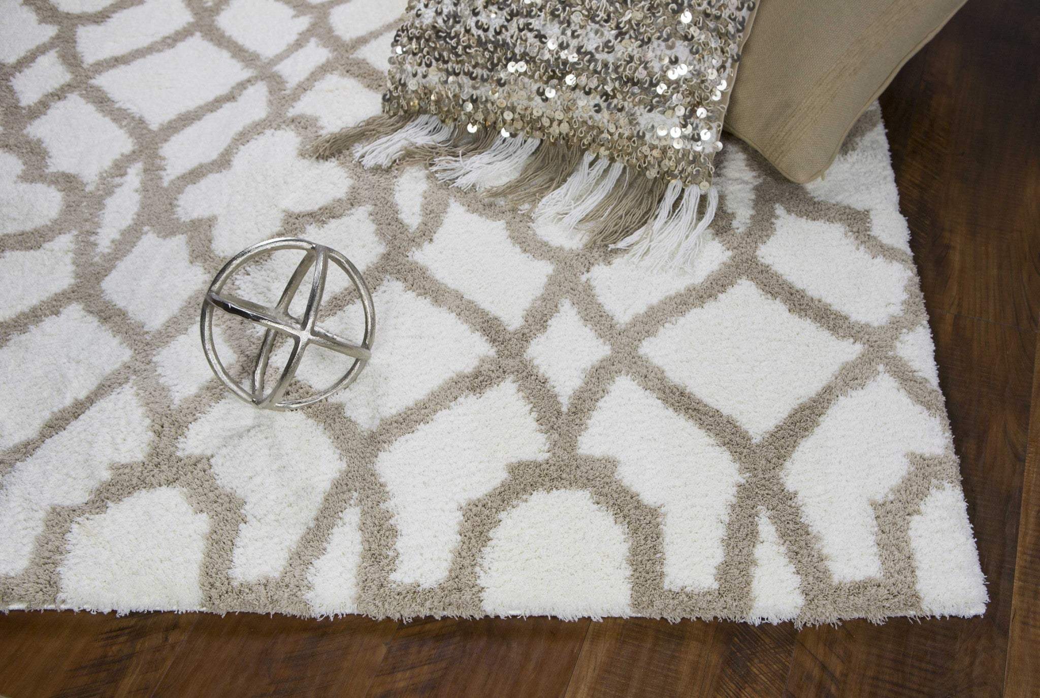 3' X 5' Ivory Beige Trellis Machine Woven Microfiber Indoor Area Rug - Image 4