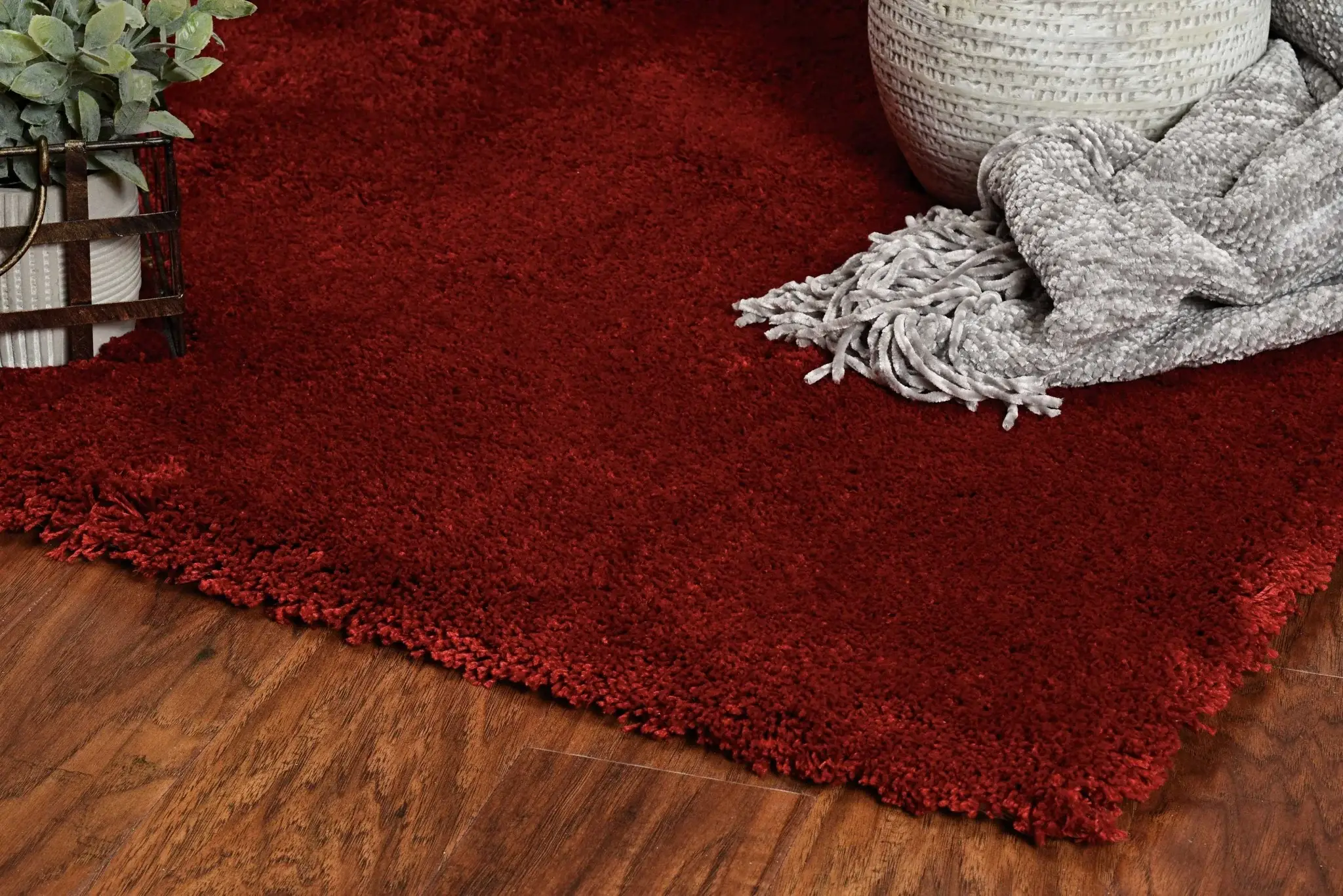 3' X 5' Red Indoor Shag Rug - Image 3
