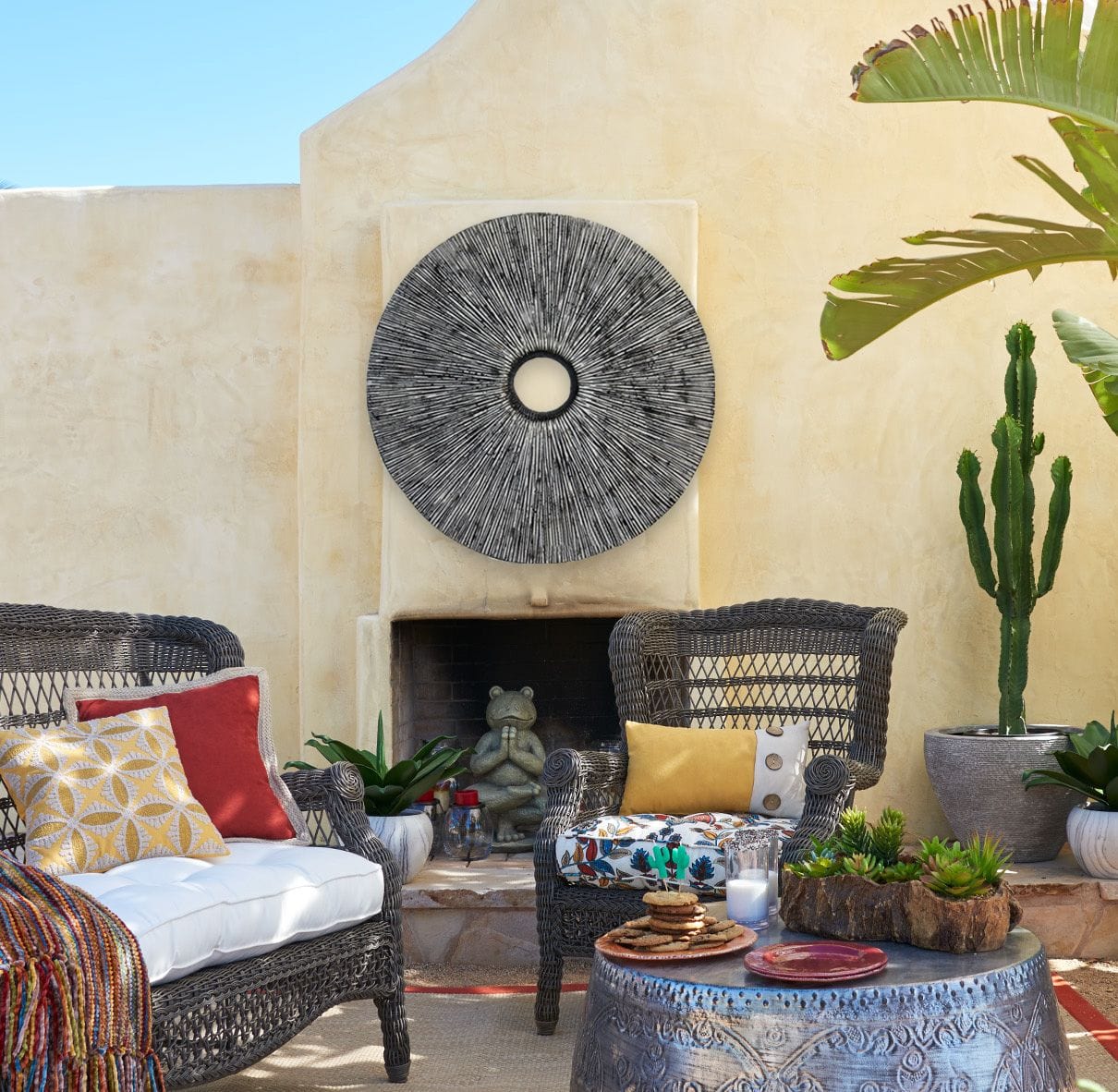 30" X 30" Contemporary Grey Round Rib Wall Art - Image 6