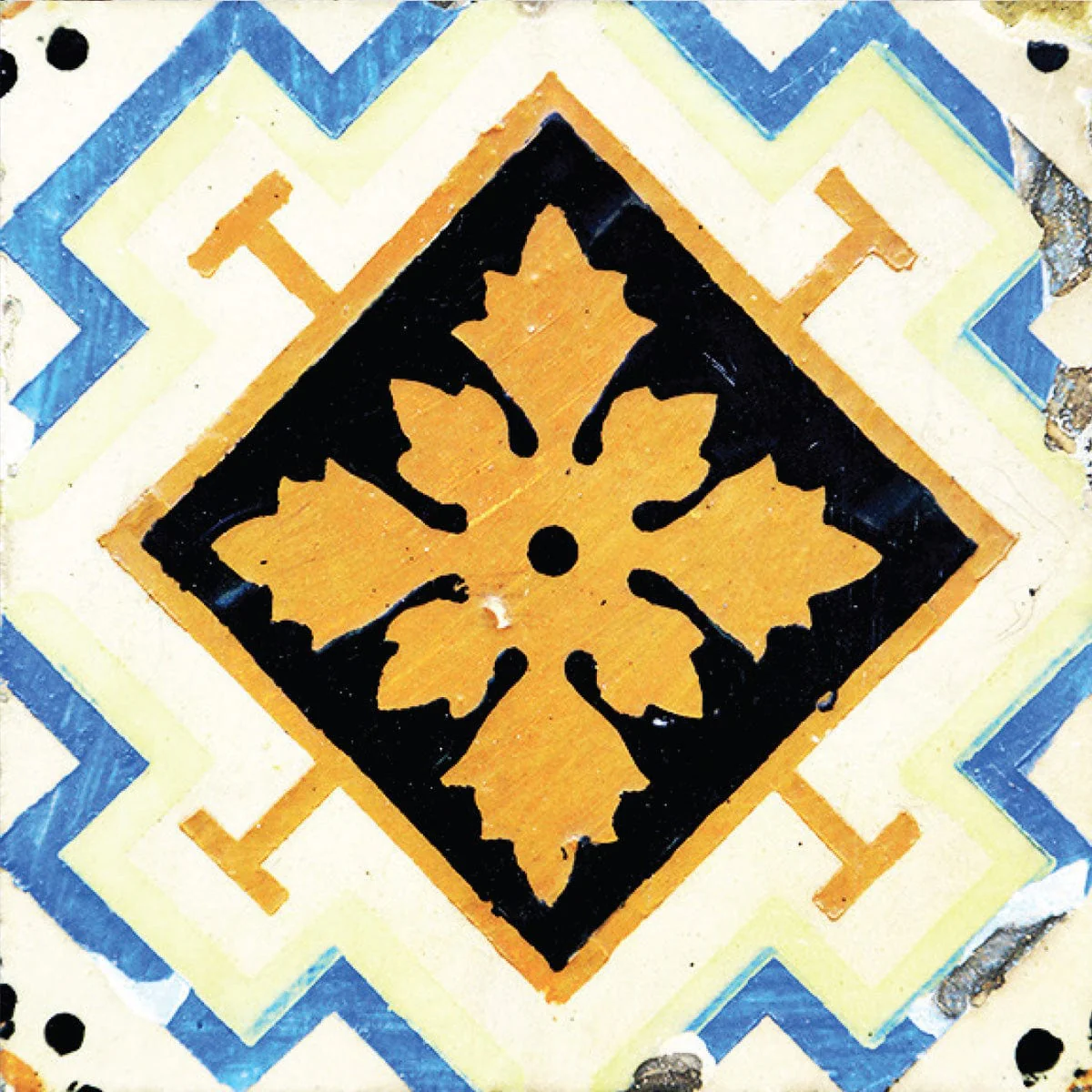5" x 5" Gold Snowflake Peel and Stick Removable Tiles - Image 4