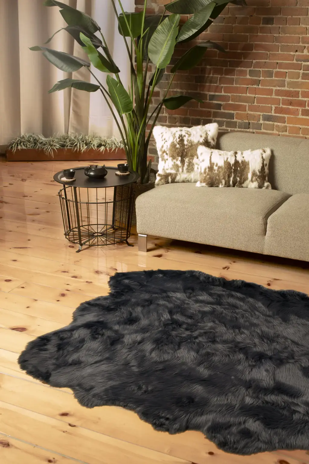 5' X 6' Grey Faux Fur Washable Non Skid Area Rug - Image 3