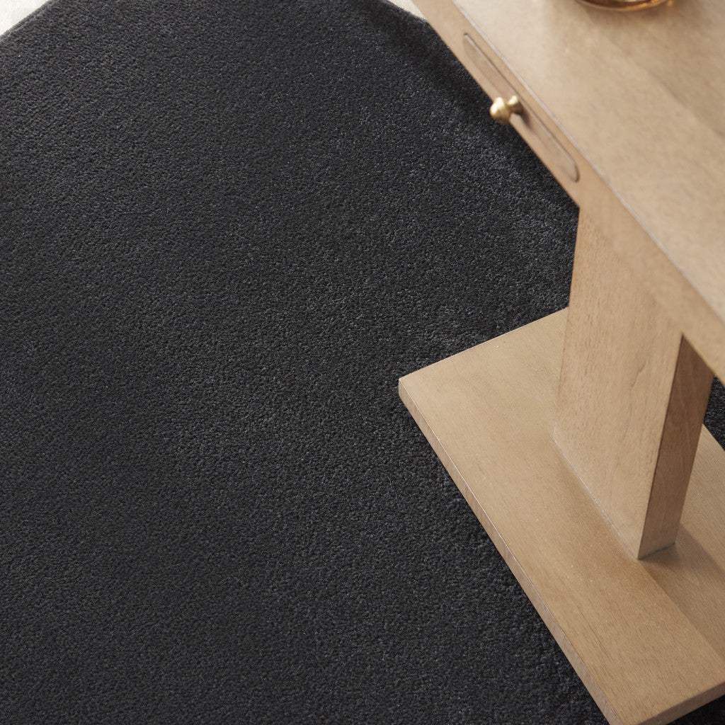 5' X 7' Black Stain Resistant Indoor Outdoor Area Rug - Image 5