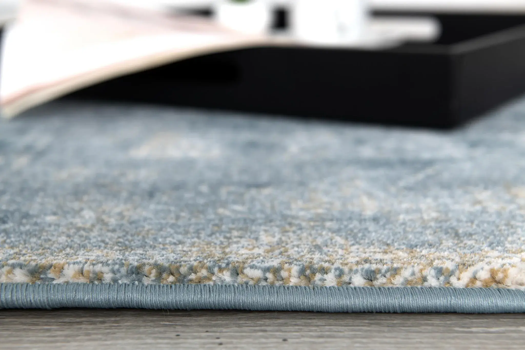 5' X 7' Blue And Ivory Abstract Dhurrie Area Rug - Image 7