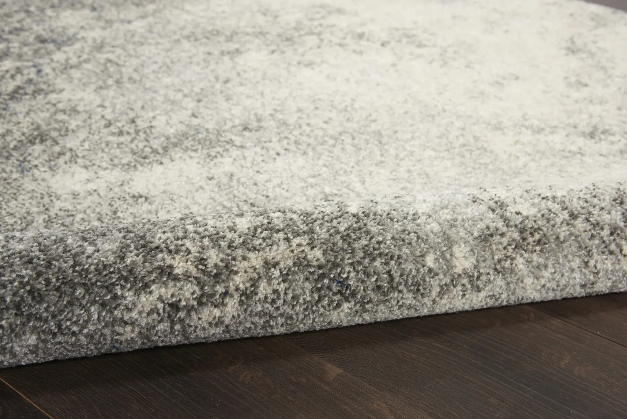 5' X 7' Gray And Ivory Abstract Power Loom Area Rug - Image 5