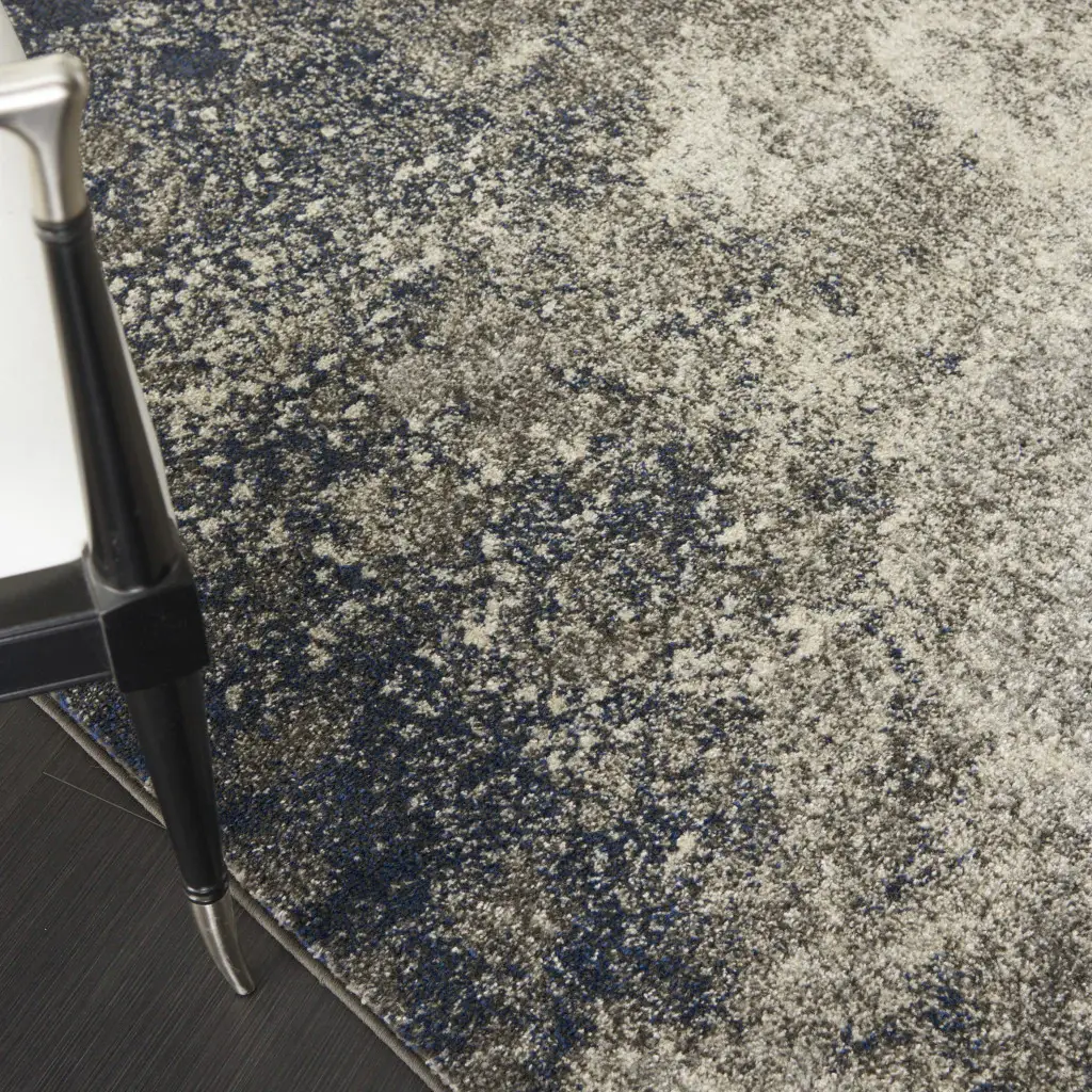 5' X 7' Gray And Ivory Abstract Power Loom Area Rug - Image 7