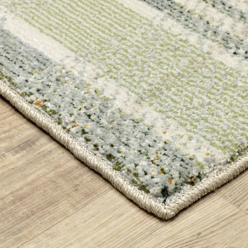 5' X 7' Gray and Ivory Geometric Power Loom Area Rug - Image 4