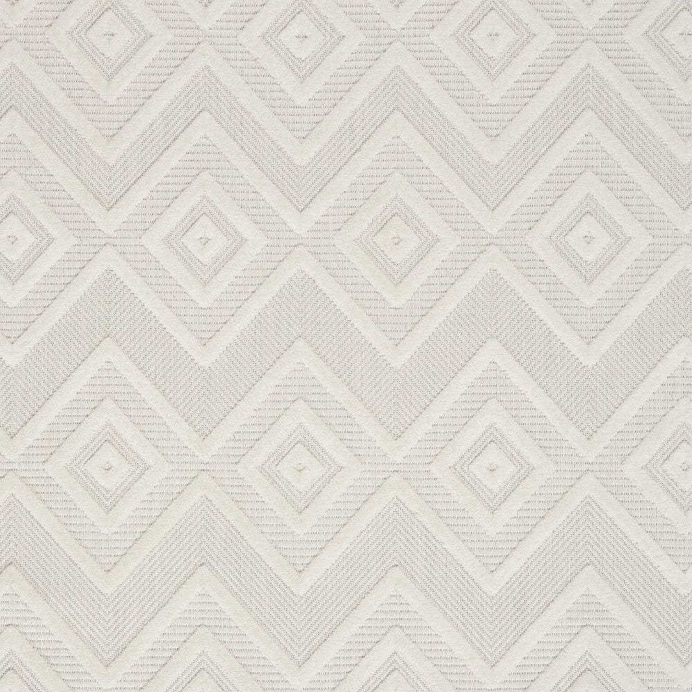 5' X 7' Ivory And White Argyle Indoor Outdoor Area Rug - Image 3