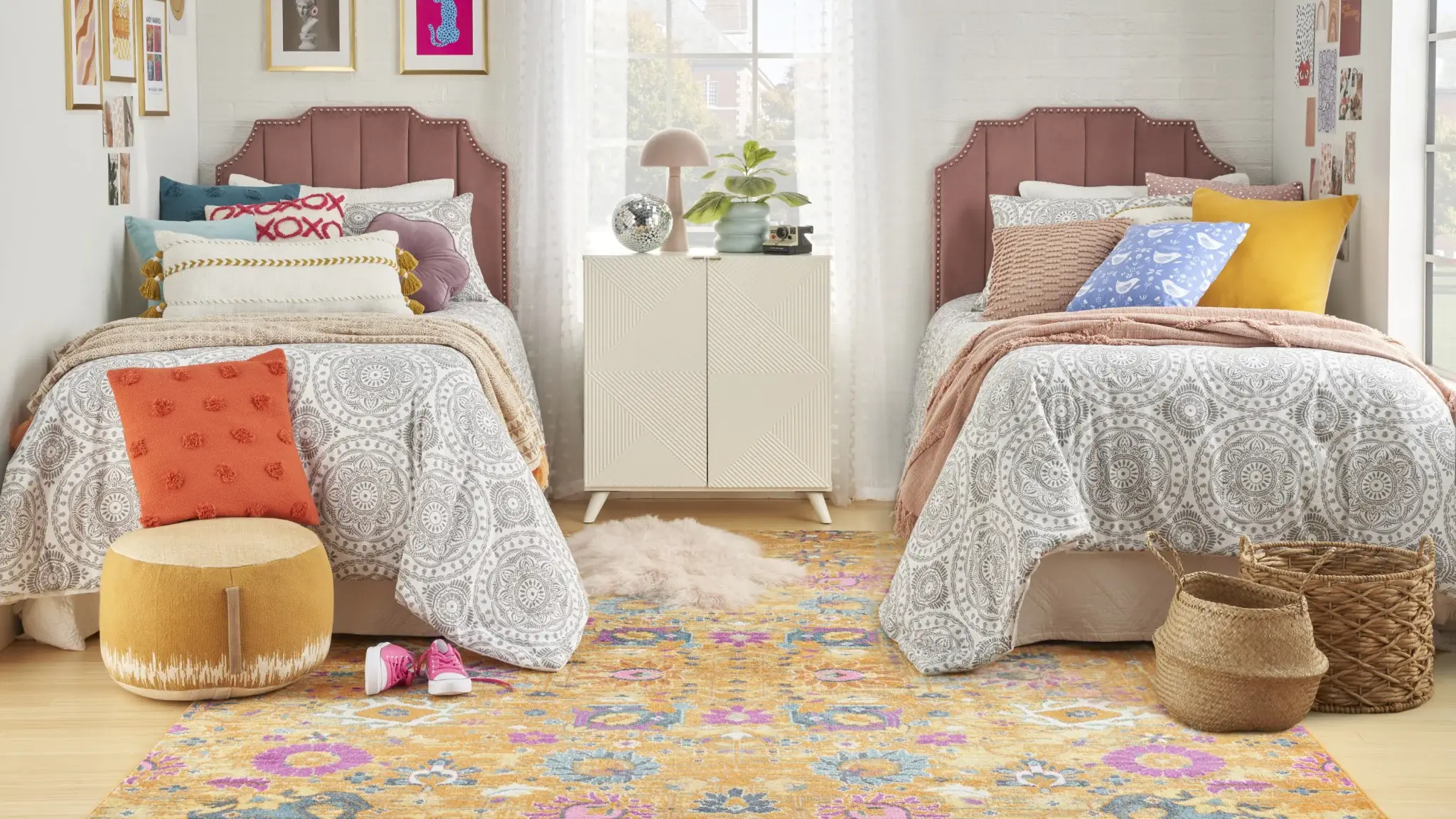 5' X 7' Sunset Floral Power Loom Area Rug - Image 6