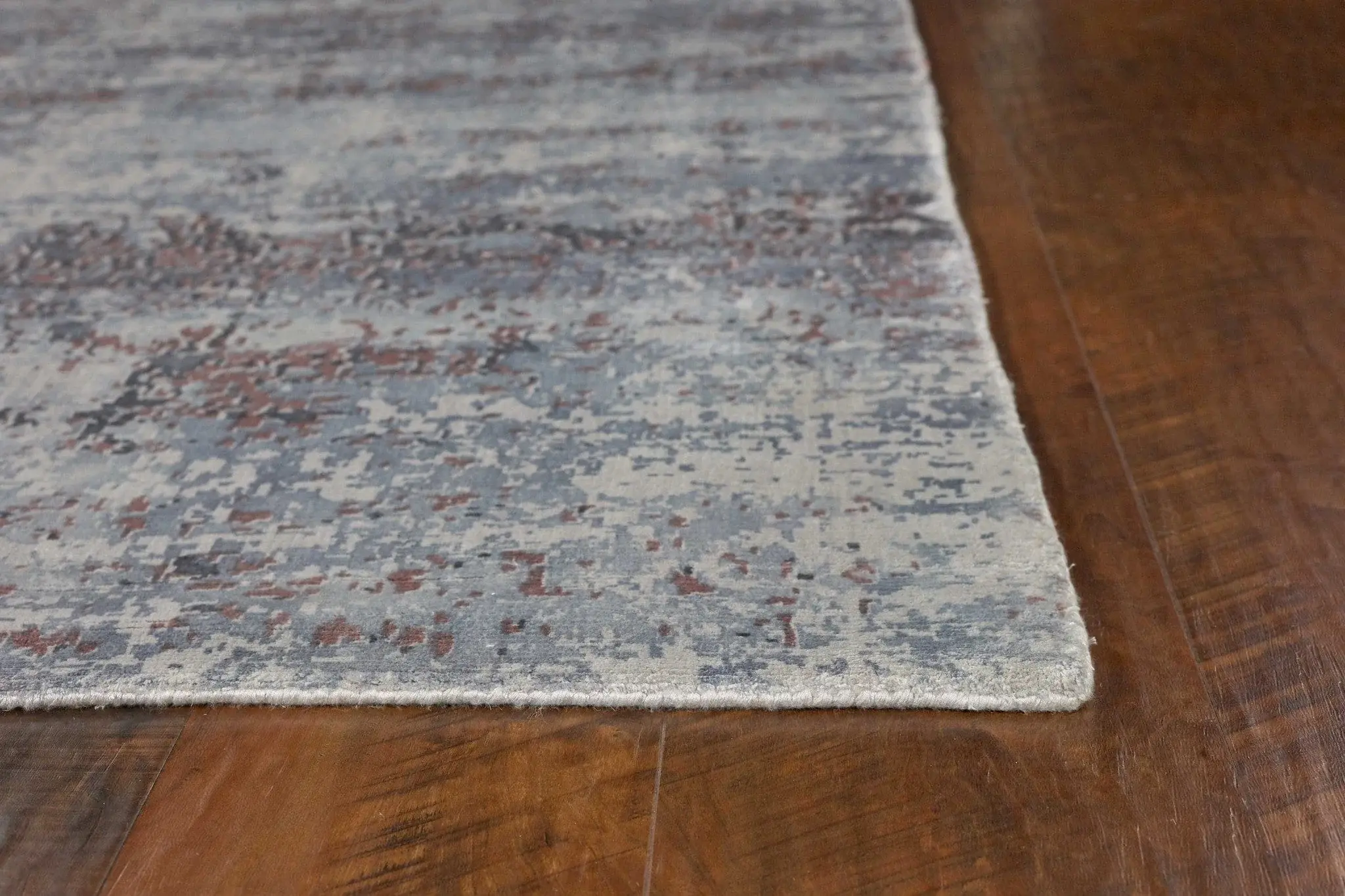 5' X 7'  Viscose Slate Area Rug - Image 5