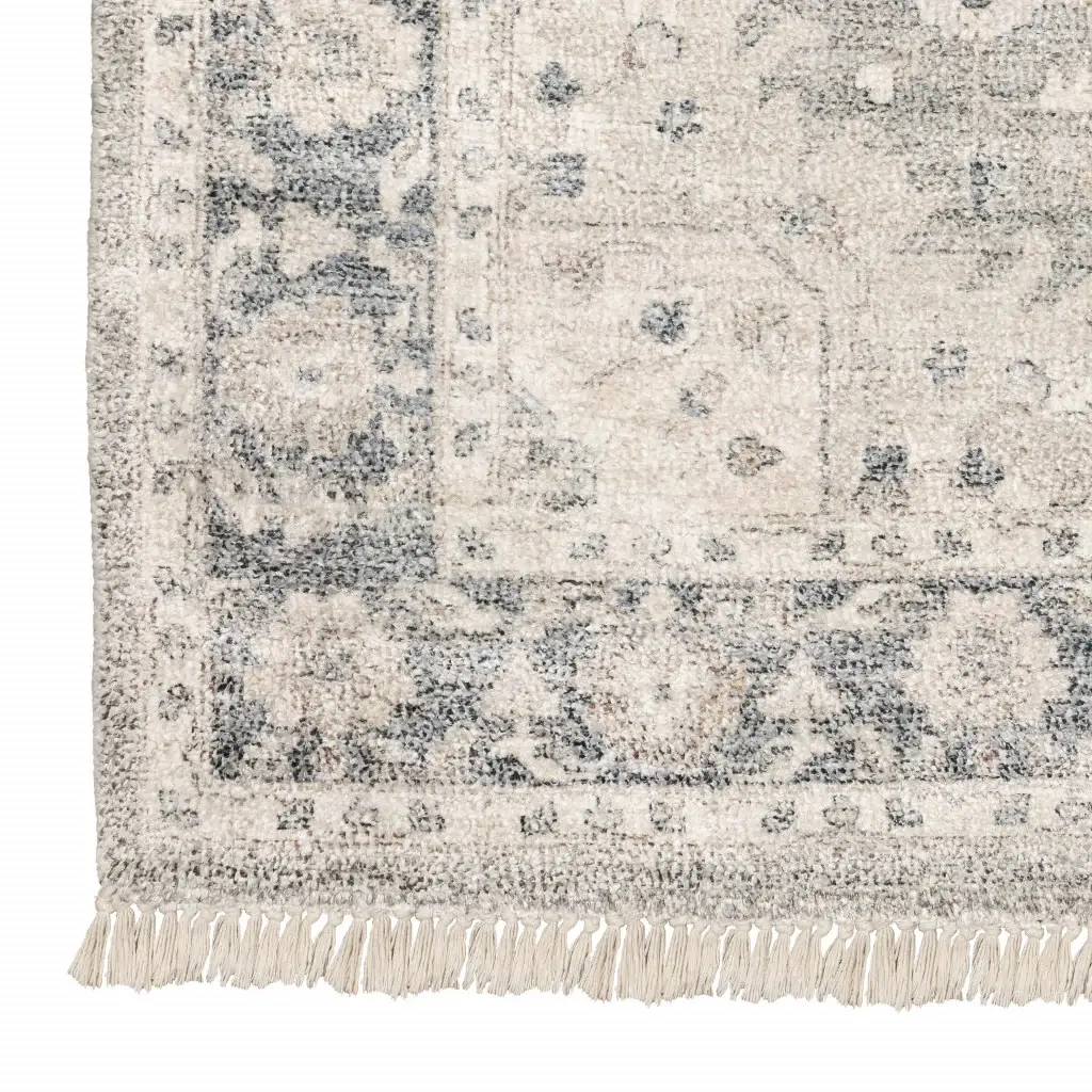 5' X 8' Beige And Grey Oriental Hand Loomed Stain Resistant Area Rug With Fringe - Image 4