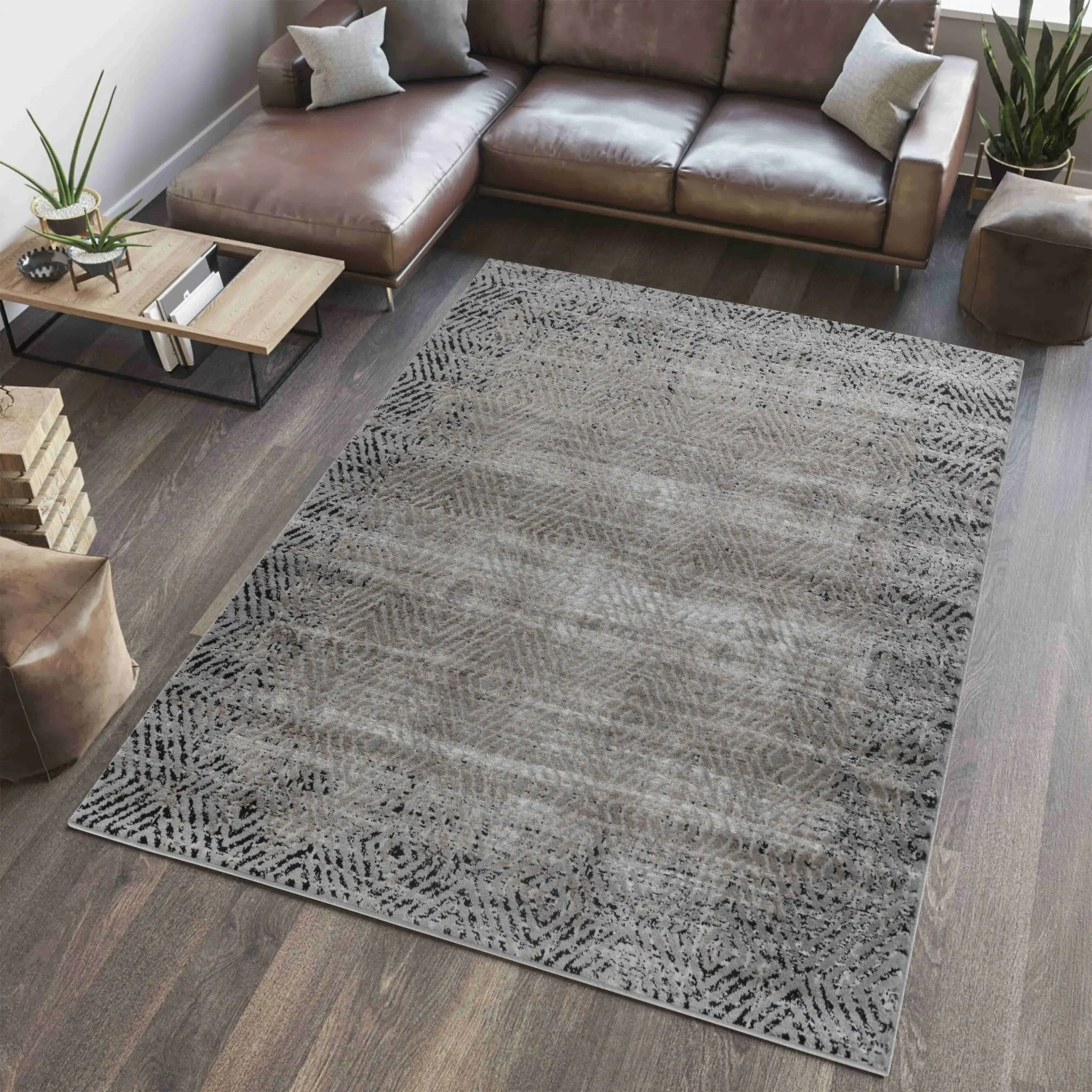5' X 8' Brown Geometric Area Rug - Image 4