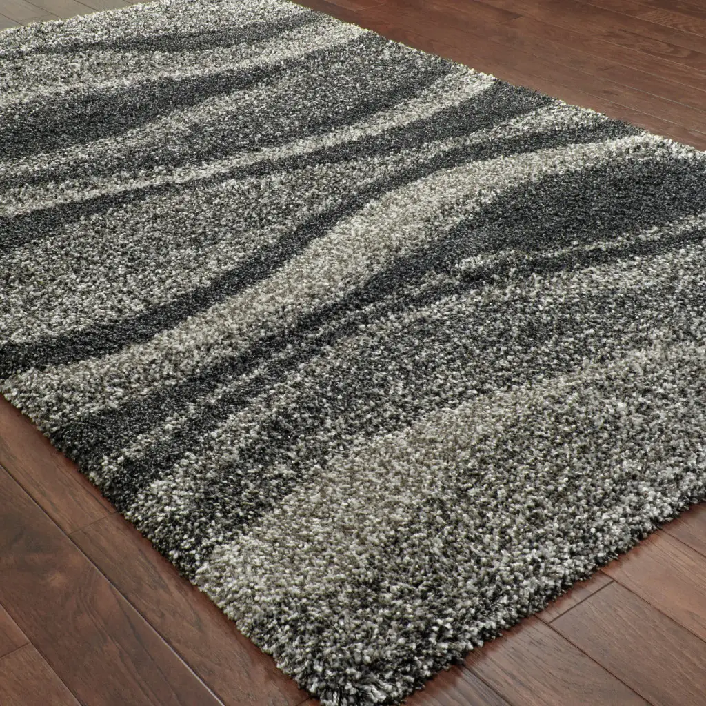 5' X 8' Charcoal Silver And Grey Abstract Shag Power Loom Stain Resistant Area Rug - Image 3