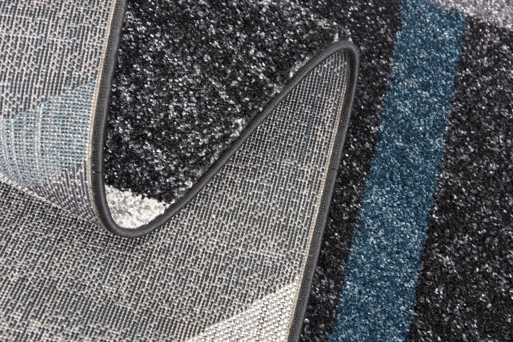 5' X 8' Distressed Black And Gray Abstract Area Rug - Image 7