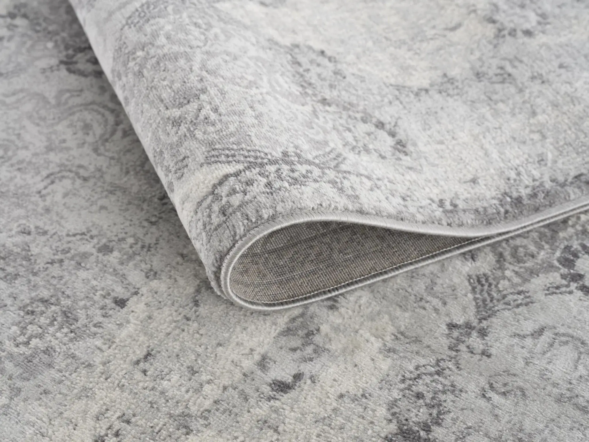 5' X 8' Gray Distressed Trellis Pattern Area Rug - Image 8