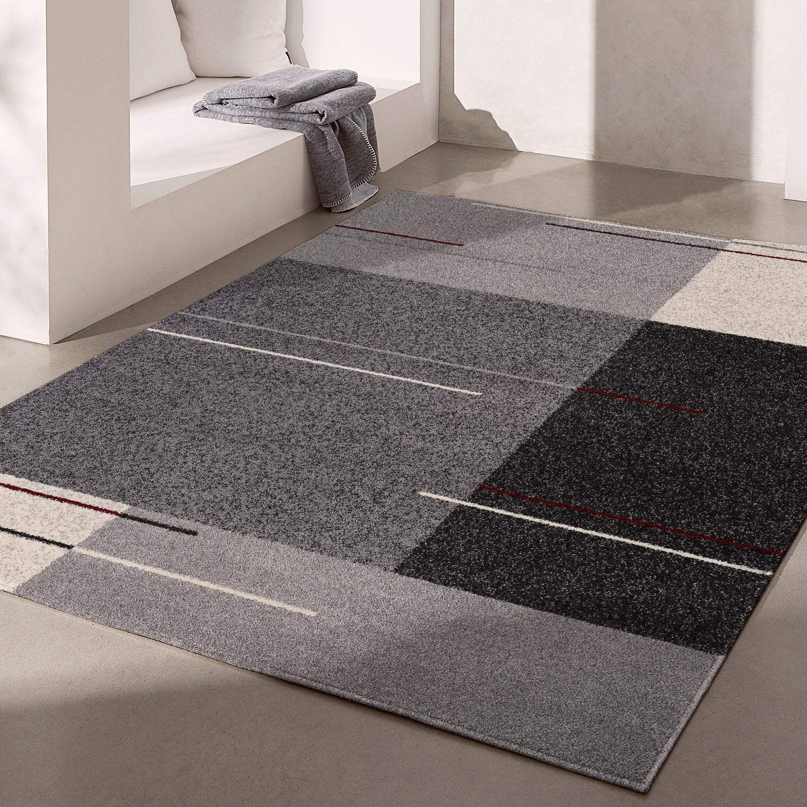 5' X 8' Gray Modern Geometric Area Rug - Image 4