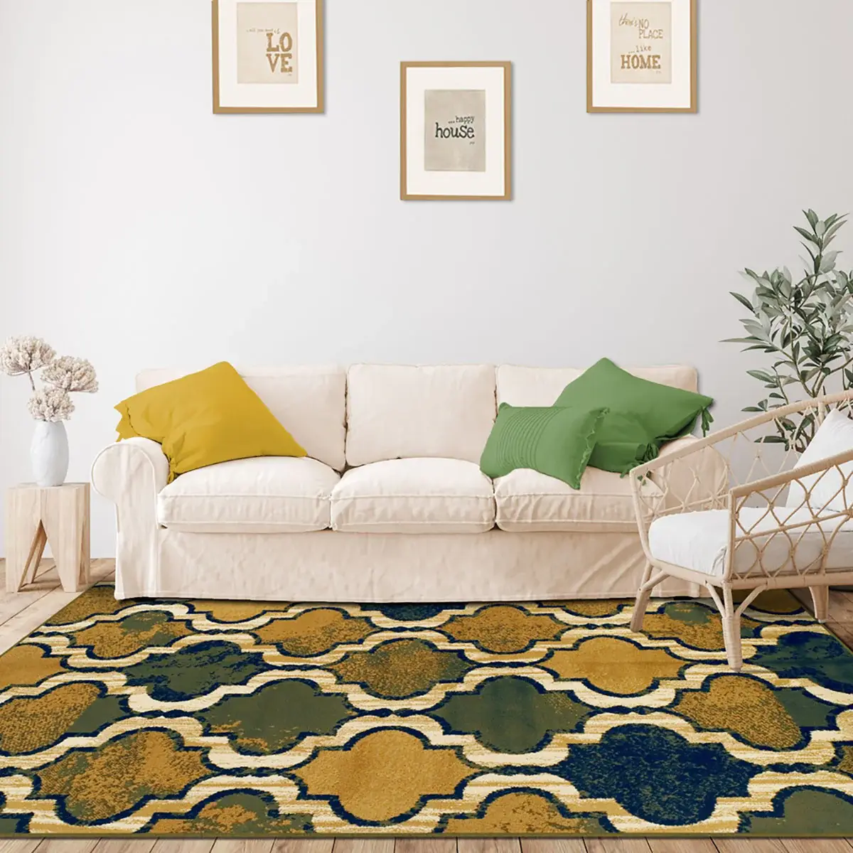 5' X 8' Green Quatrefoil Power Loom Distressed Stain Resistant Area Rug - Image 3
