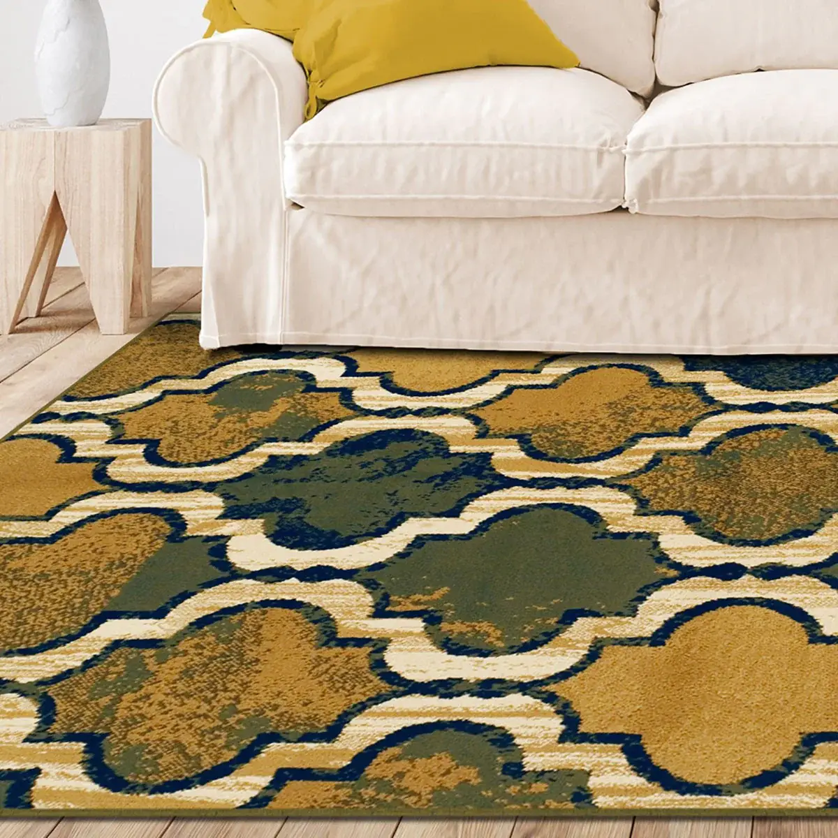 5' X 8' Green Quatrefoil Power Loom Distressed Stain Resistant Area Rug - Image 5