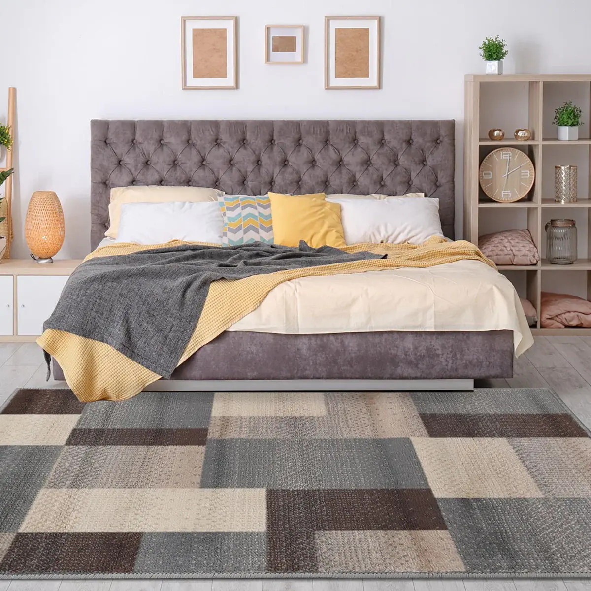 5' X 8' Grey Patchwork Power Loom Stain Resistant Area Rug - Image 7