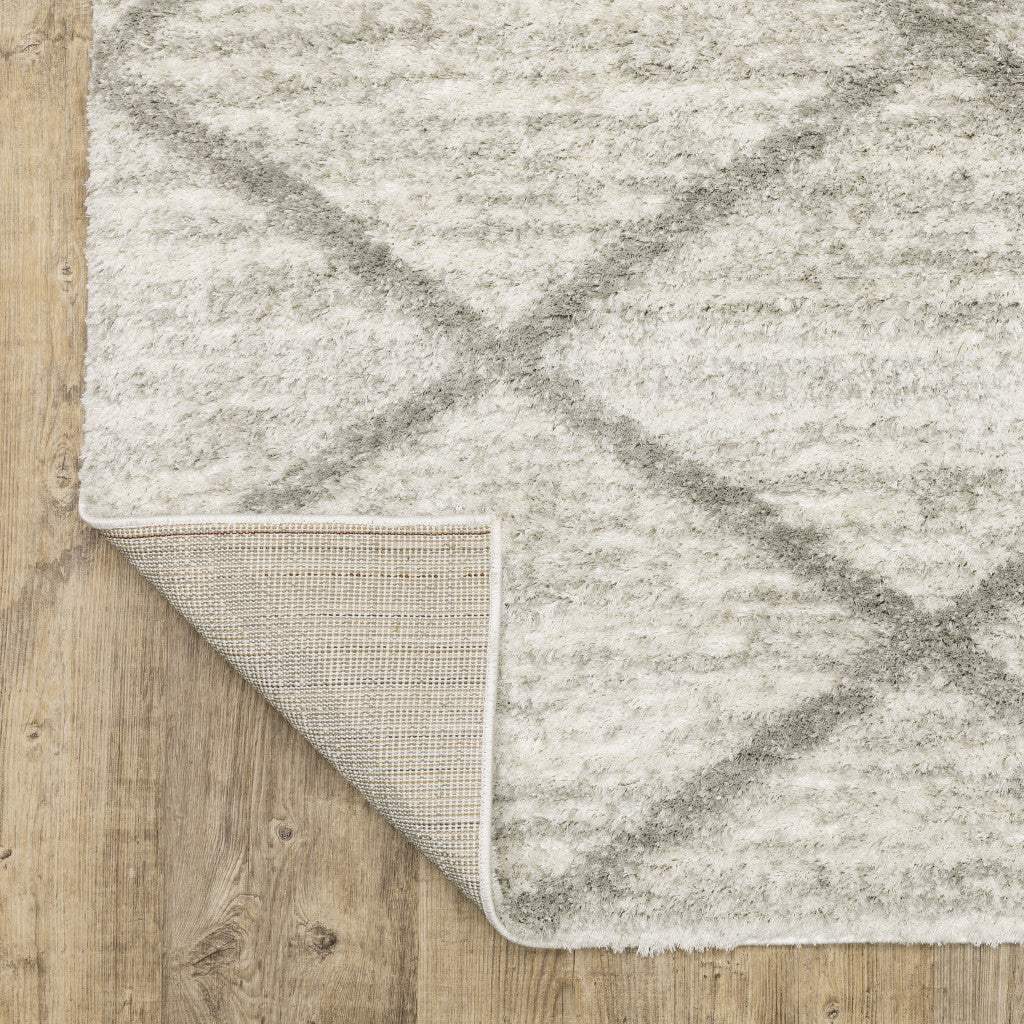 5' X 8' Ivory And Grey Geometric Shag Power Loom Stain Resistant Area Rug - Image 8