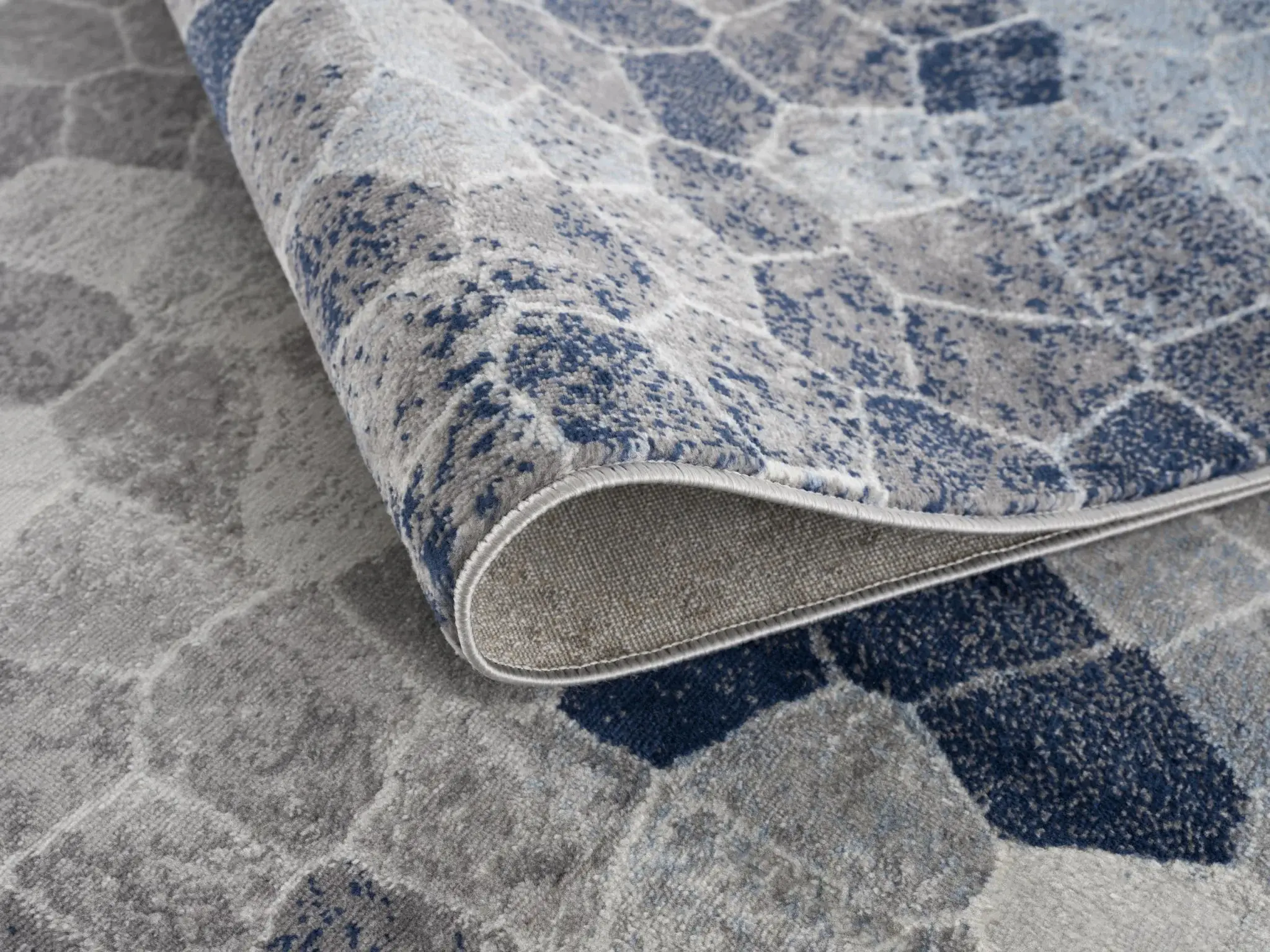 5' X 8' Navy Blue Cobblestone Pattern Area Rug - Image 5