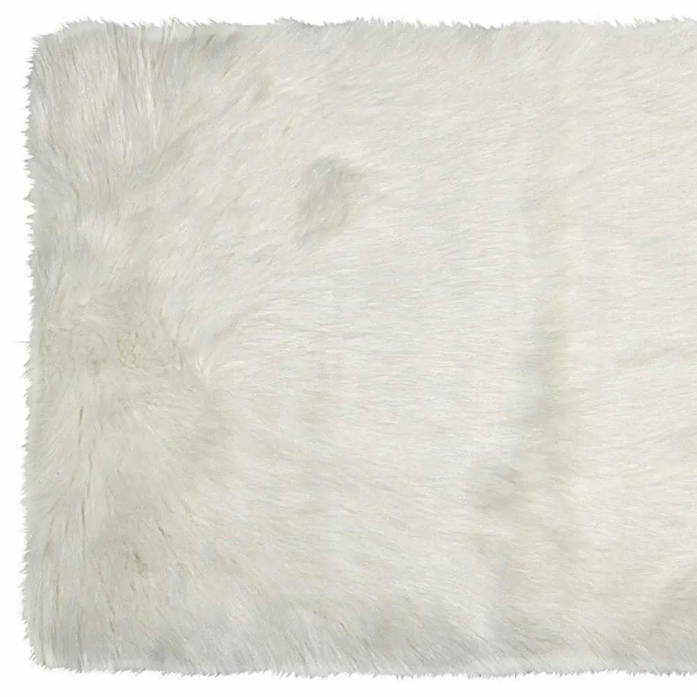 5' X 8' Off White Faux Fur Flokati Area Rug - Image 5