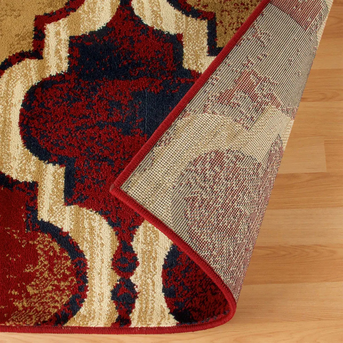 5' X 8' Red Blue Quatrefoil Power Loom Distressed Stain Resistant Area Rug - Image 2