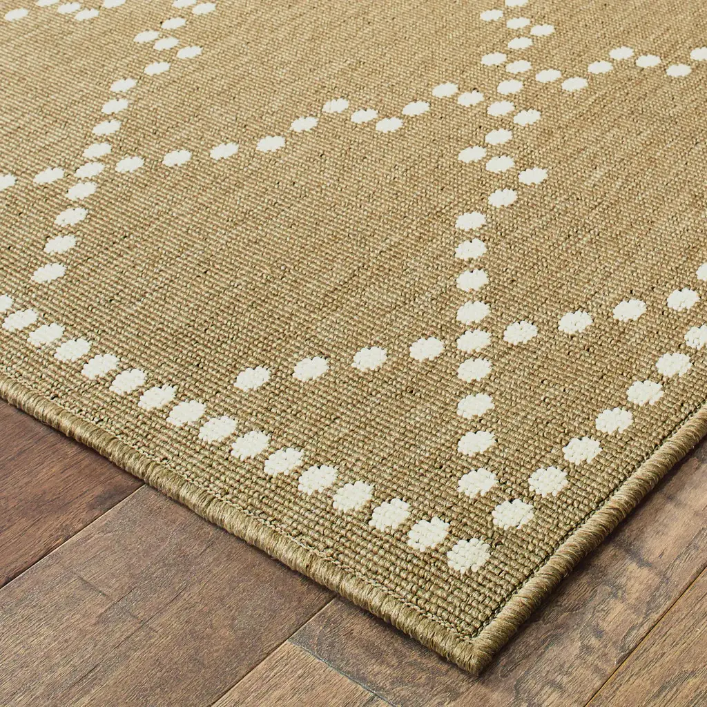 5' X 8' Tan Geometric Stain Resistant Indoor Outdoor Area Rug - Image 3