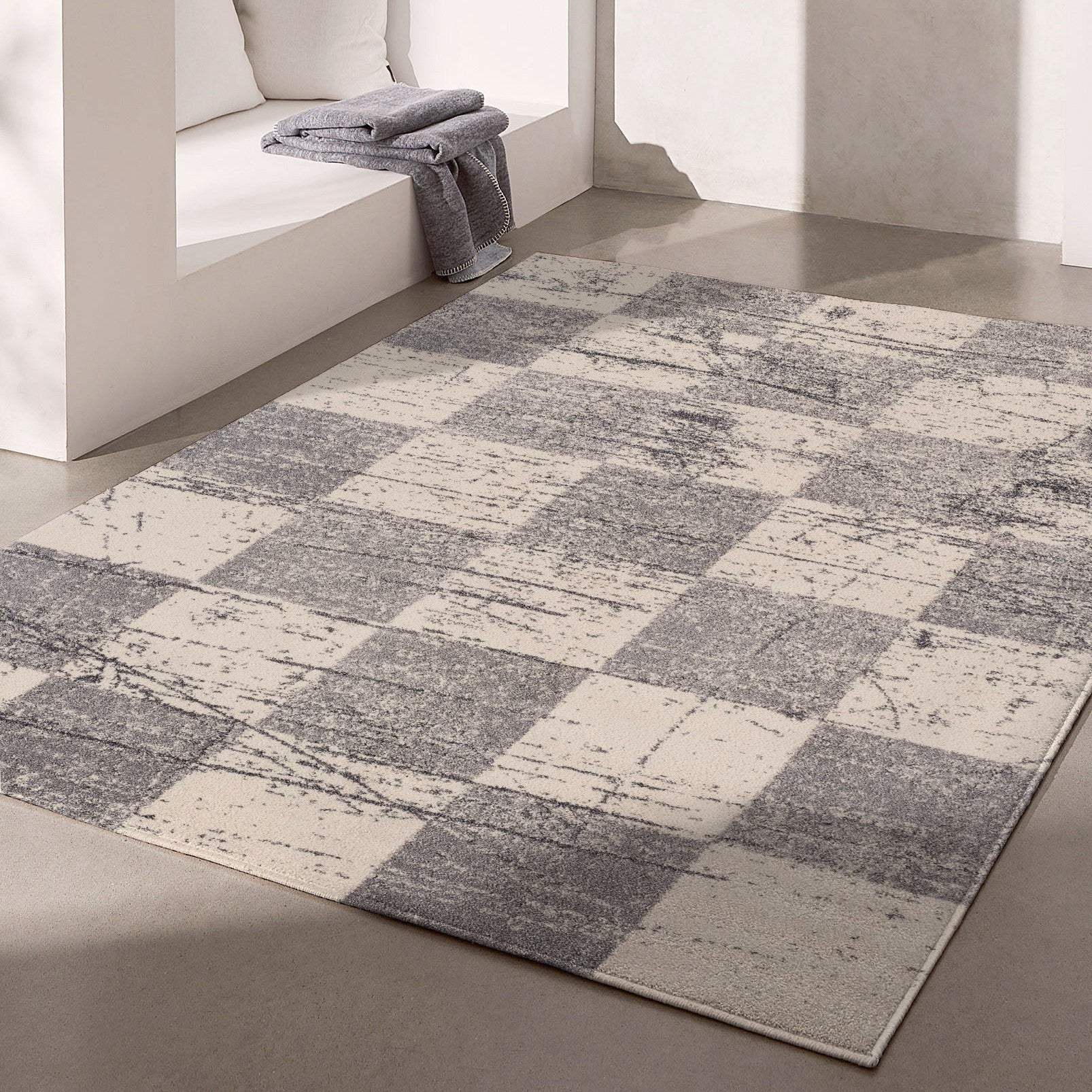 5' X 8' White And Gray Checkered Area Rug - Image 4