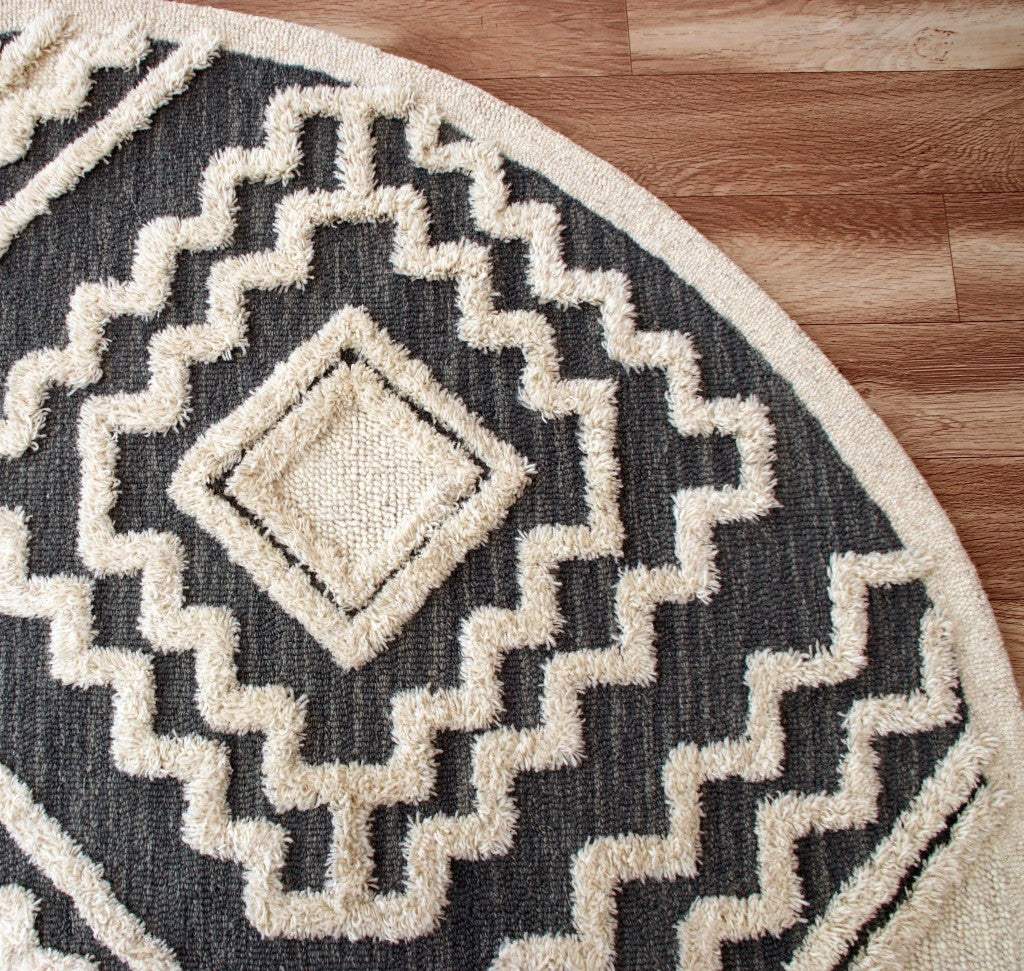 6' Round Gray and Cream Geometric Area Rug - Image 9